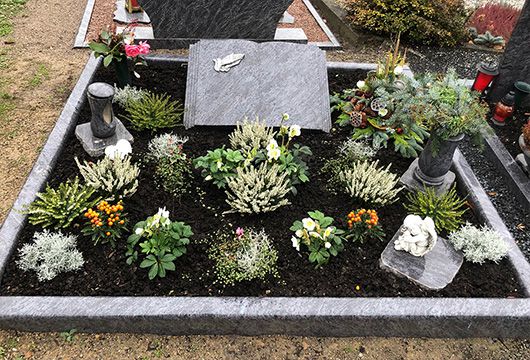 Doppelgrabmal in Sarstedt